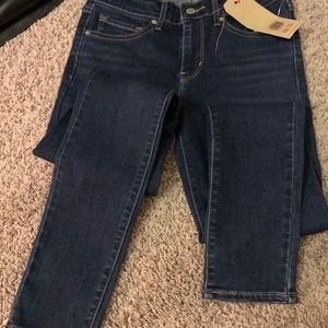 LEVIS SKINNY JEANS